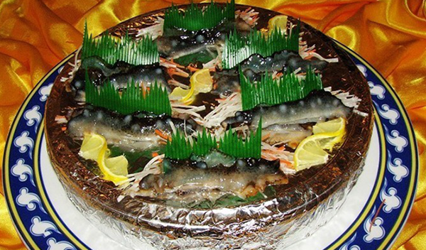 海參具有的特殊生活習(xí)性也是其具有高營養(yǎng)價(jià)值的重要因素